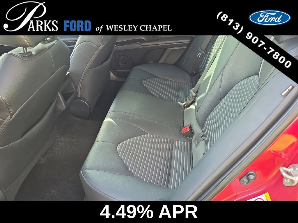 Used 2018 Toyota Camry SE w/ Moonroof Package FWD image 15