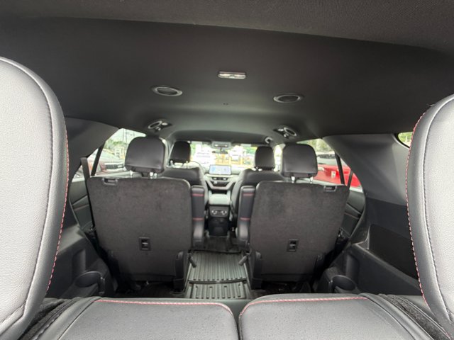 Certified 2025 Ford Explorer ST-Line AWD/4WD image 32
