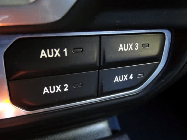 Used 2018 Jeep Wrangler Rubicon AWD/4WD image 33