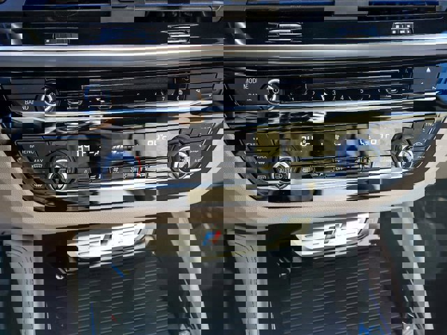 Used 2019 BMW X4 M40i image 24