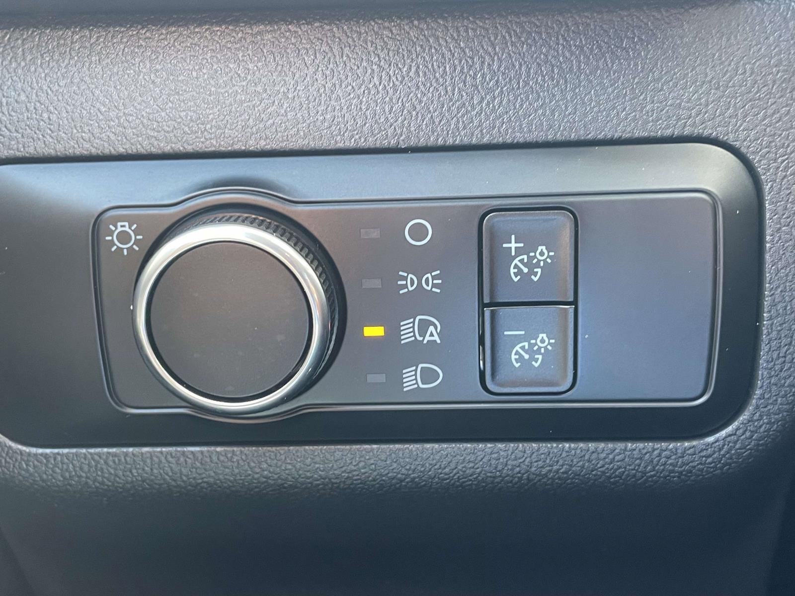 Certified 2025 Ford Escape Active FWD image 22