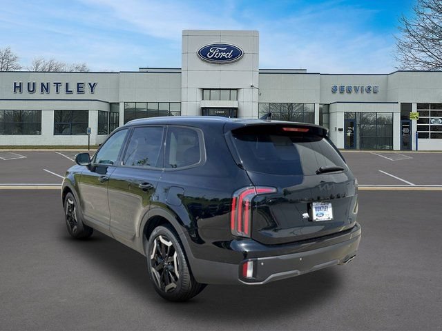 Used 2024 Kia Telluride EX w/ EX Captain's Chair Package AWD/4WD image 5