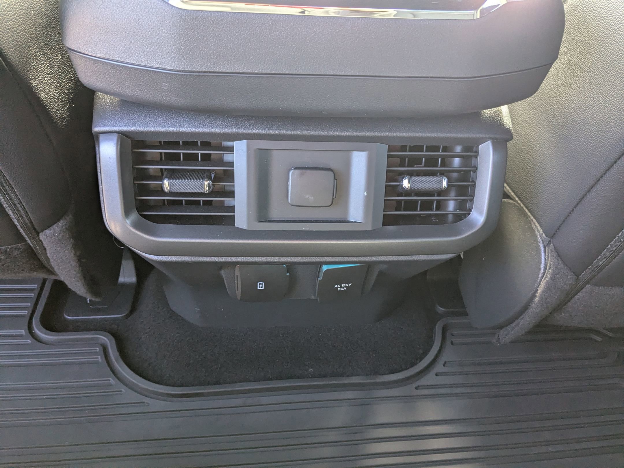 Certified 2025 Ford F150 Lariat w/ Equipment Group 501A Mid image 34