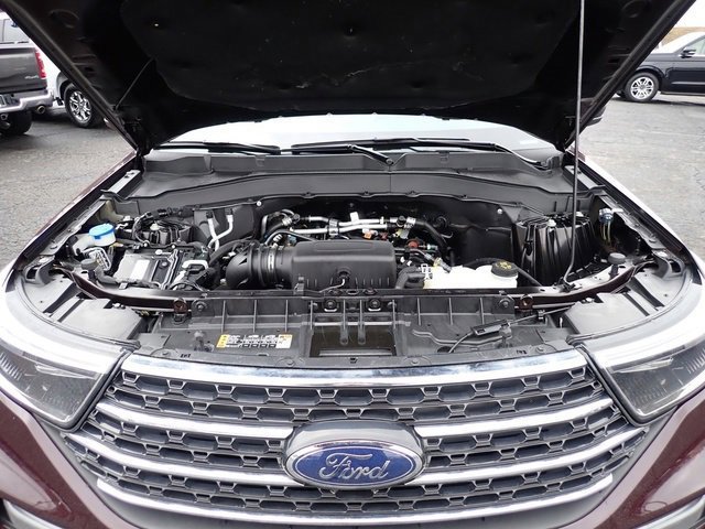 Certified 2022 Ford Explorer XLT w/ Equipment Group 202A image 15