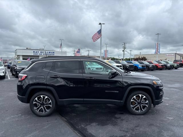 Used 2023 Jeep Compass Limited AWD/4WD image 6