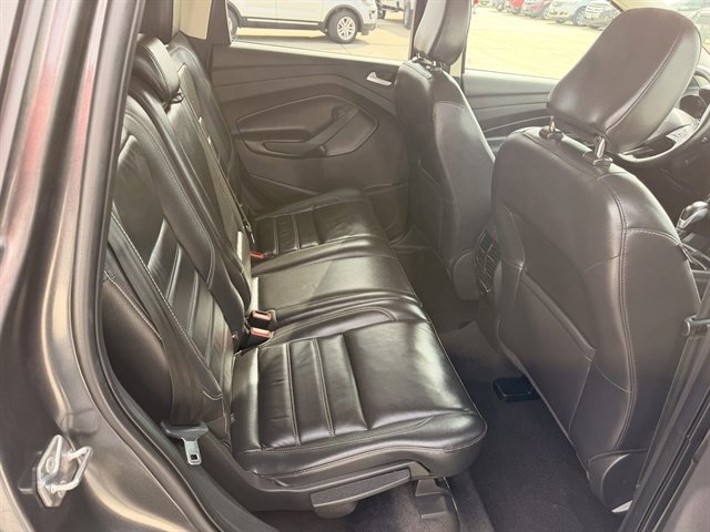Certified 2019 Ford Escape Titanium w/ U9j03 - Titanium Tow Package AWD/4WD image 9