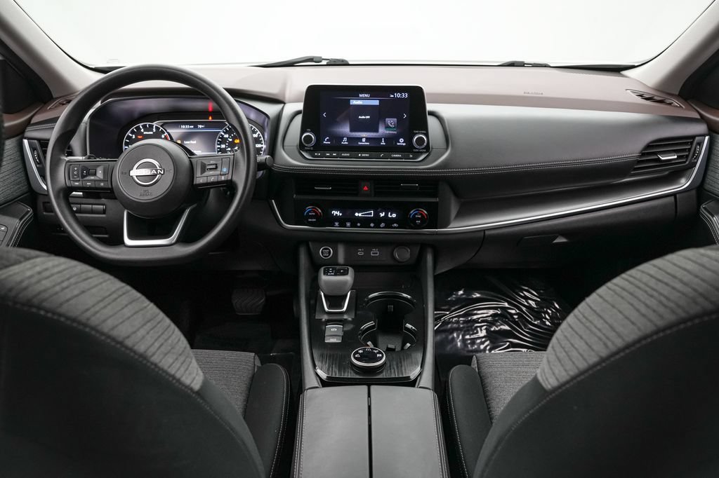 Used 2023 Nissan Rogue SV AWD/4WD image 14