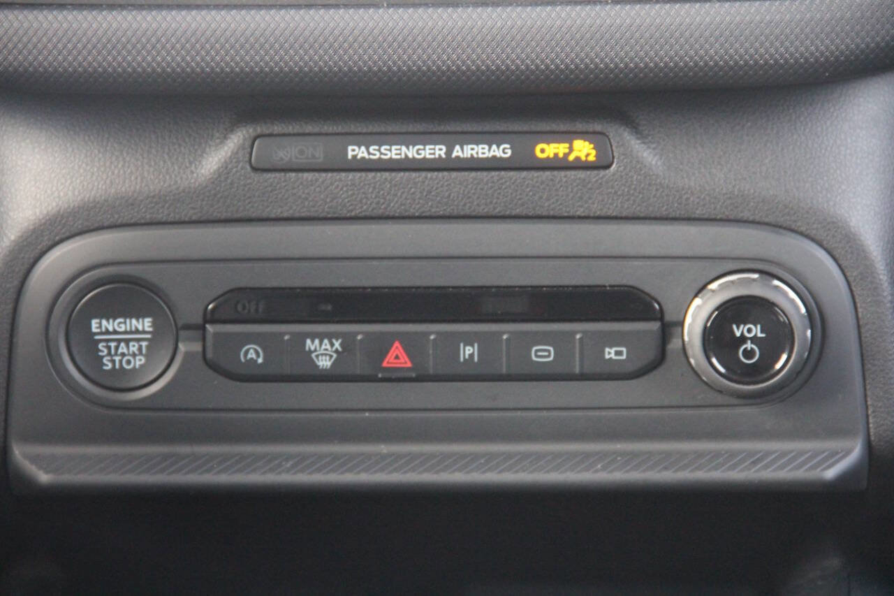 Certified 2025 Ford Bronco Sport Badlands AWD/4WD image 19