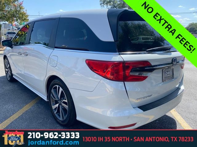 Used 2023 Honda Odyssey Touring image 3
