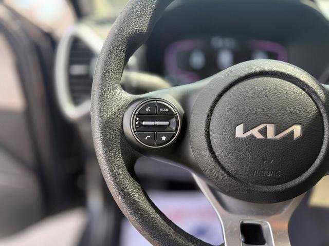 Used 2024 Kia Soul LX w/ Option Group 015 FWD image 9