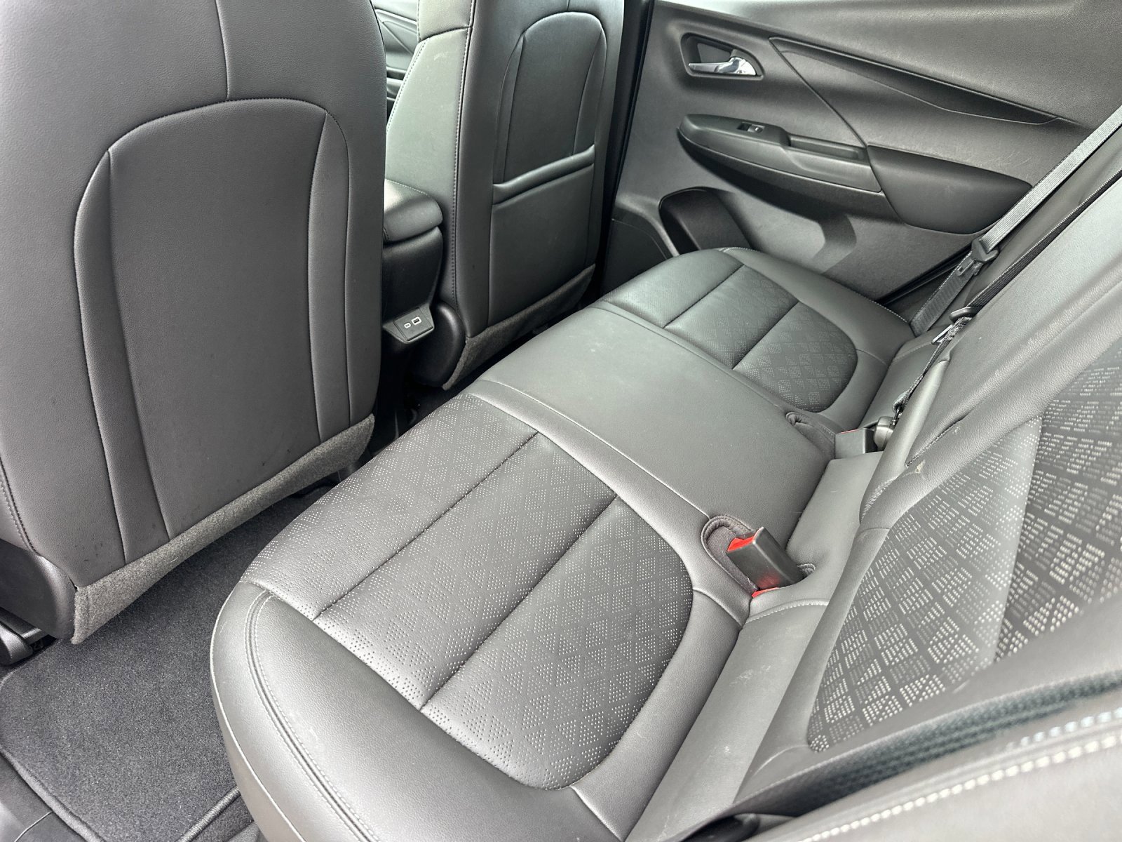 Used 2023 Chevrolet Bolt LT w/ Infotainment Package image 11