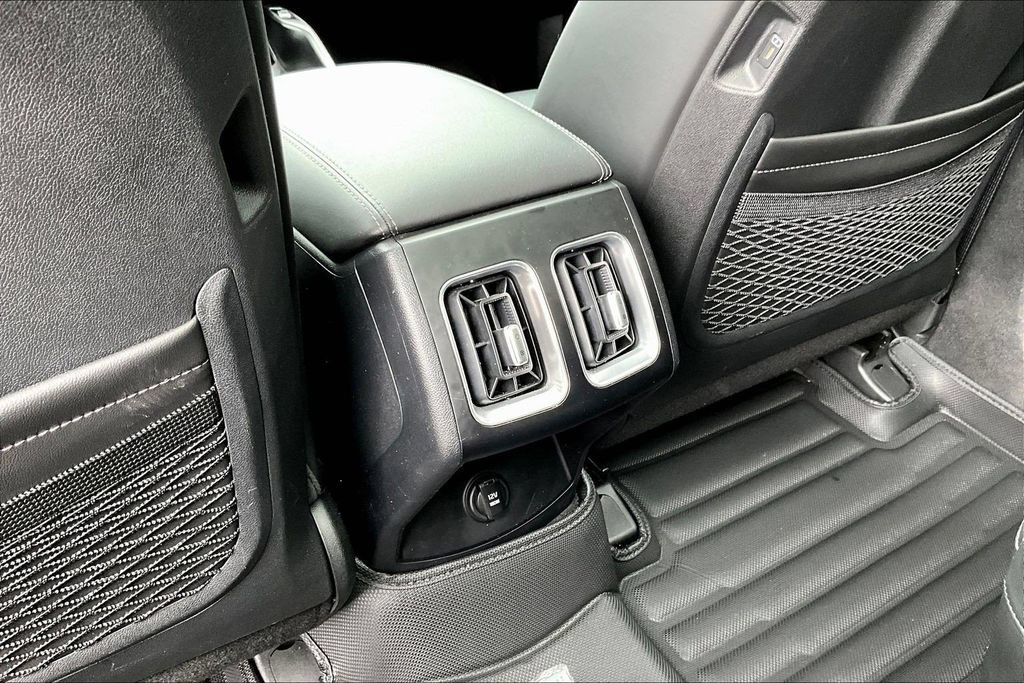 Used 2025 Kia Sorento EX w/ Panoramic Sunroof Package FWD image 12
