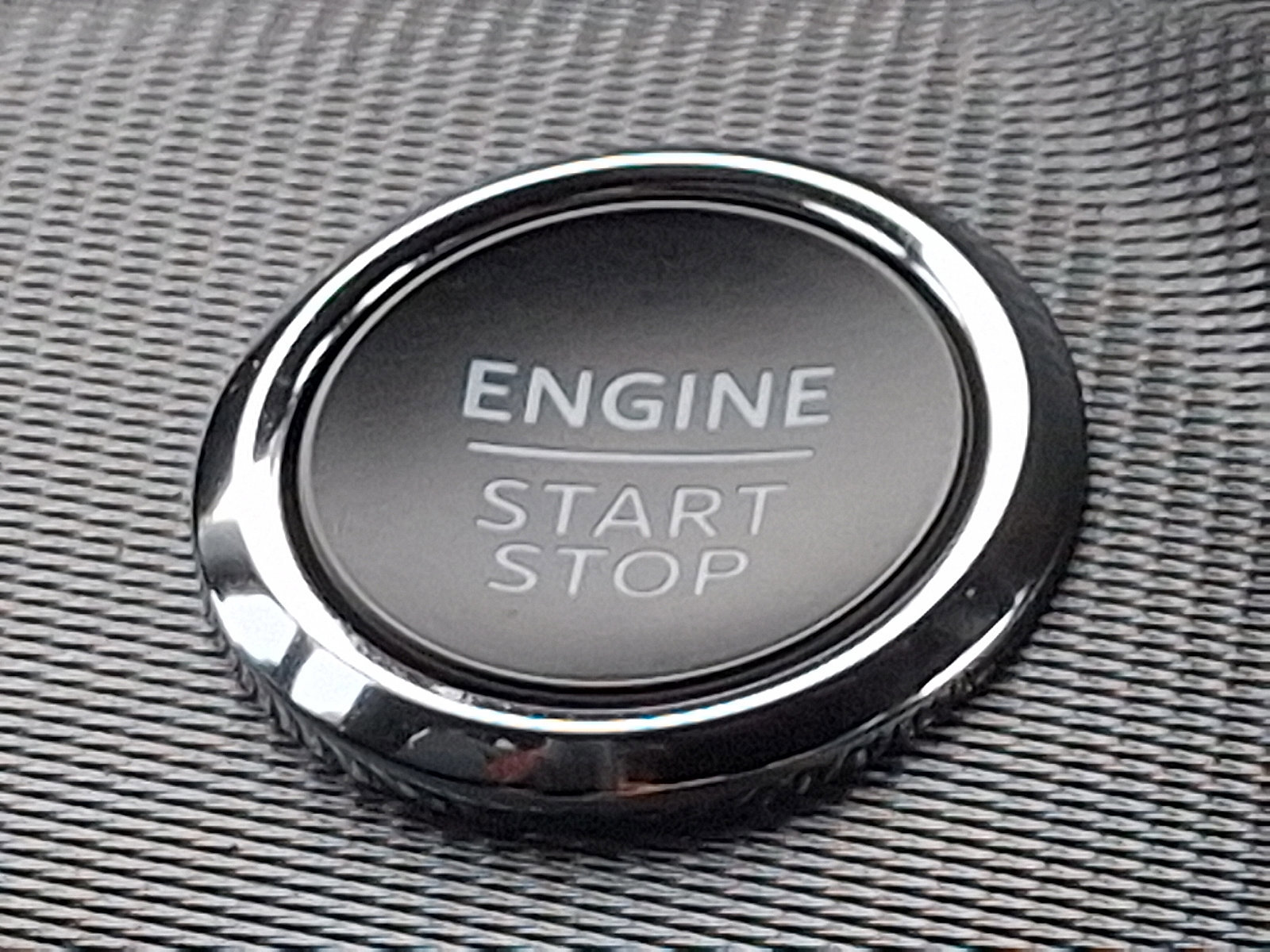 Certified 2025 Ford Explorer ST-Line image 23