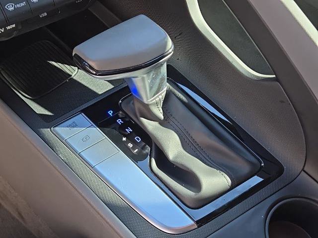 Used 2025 Hyundai Elantra Sport FWD image 32