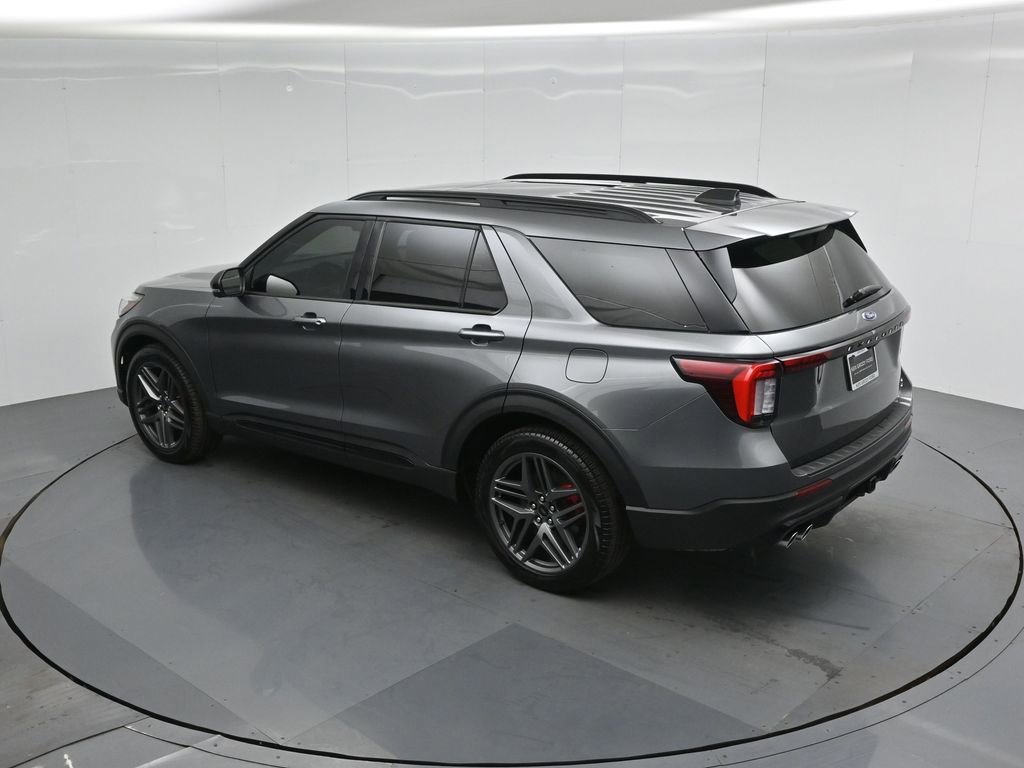 Certified 2025 Ford Explorer ST w/ Sun And Sound Package AWD/4WD image 47