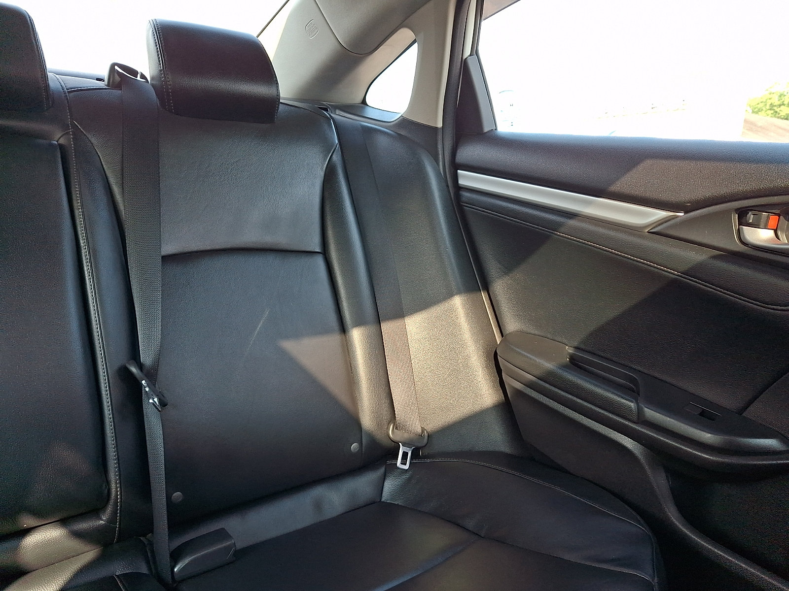 Used 2017 Honda Civic Touring image 20
