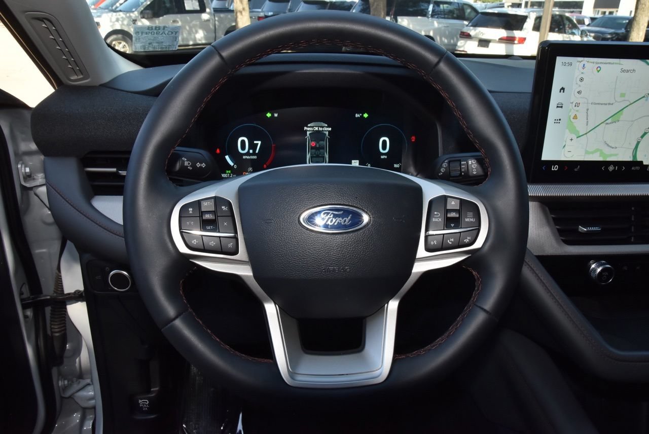 Certified 2026 Ford Explorer Active RWD image 23