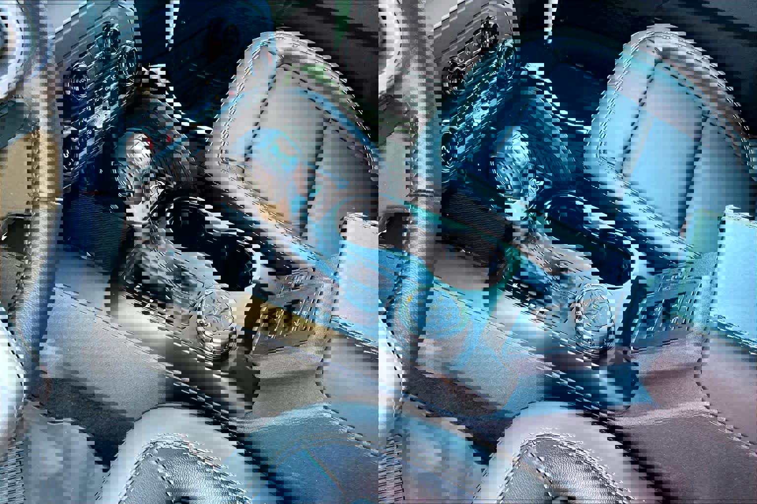 Certified 2025 Ford Bronco Outer Banks w/ Sasquatch Package image 18