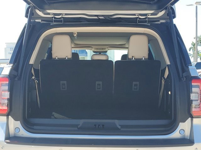Certified 2023 Ford Expedition Limited image 11