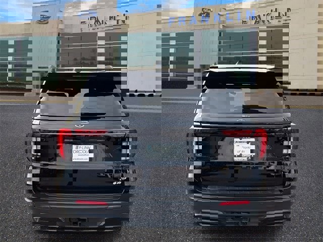 Certified 2025 Ford Explorer ST-Line w/ Premium Package image 4