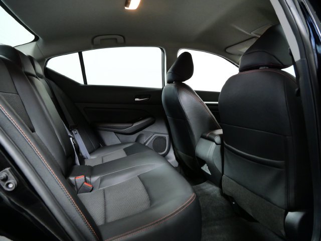 Used 2025 Nissan Altima 2.5 SR AWD/4WD image 13