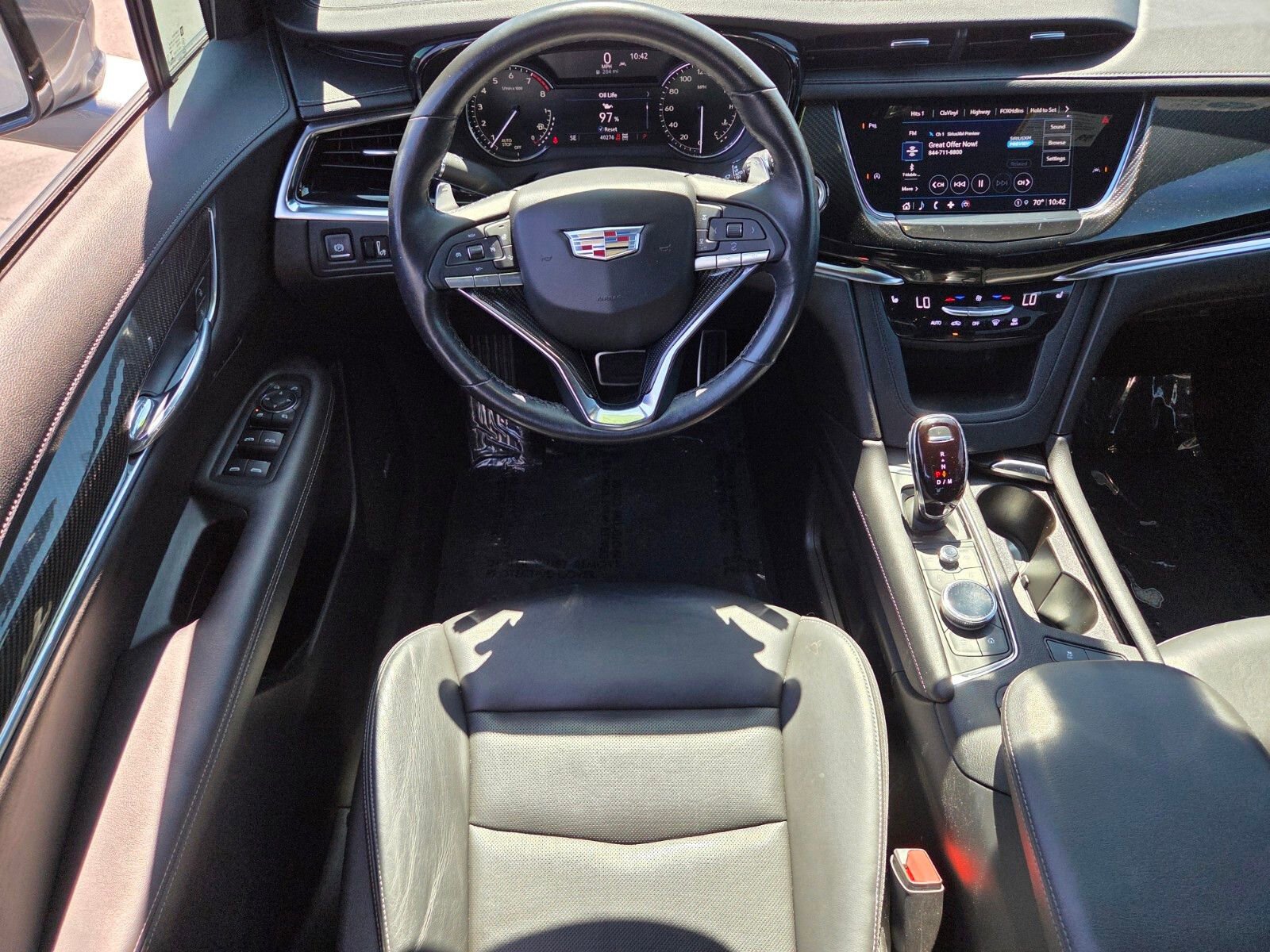 Used 2022 Cadillac XT6 Sport w/ LPO, Premium Carpet Package AWD/4WD image 14