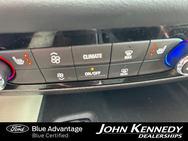 Used 2021 Buick Enclave Essence w/ Sound and Sites Package AWD/4WD image 35