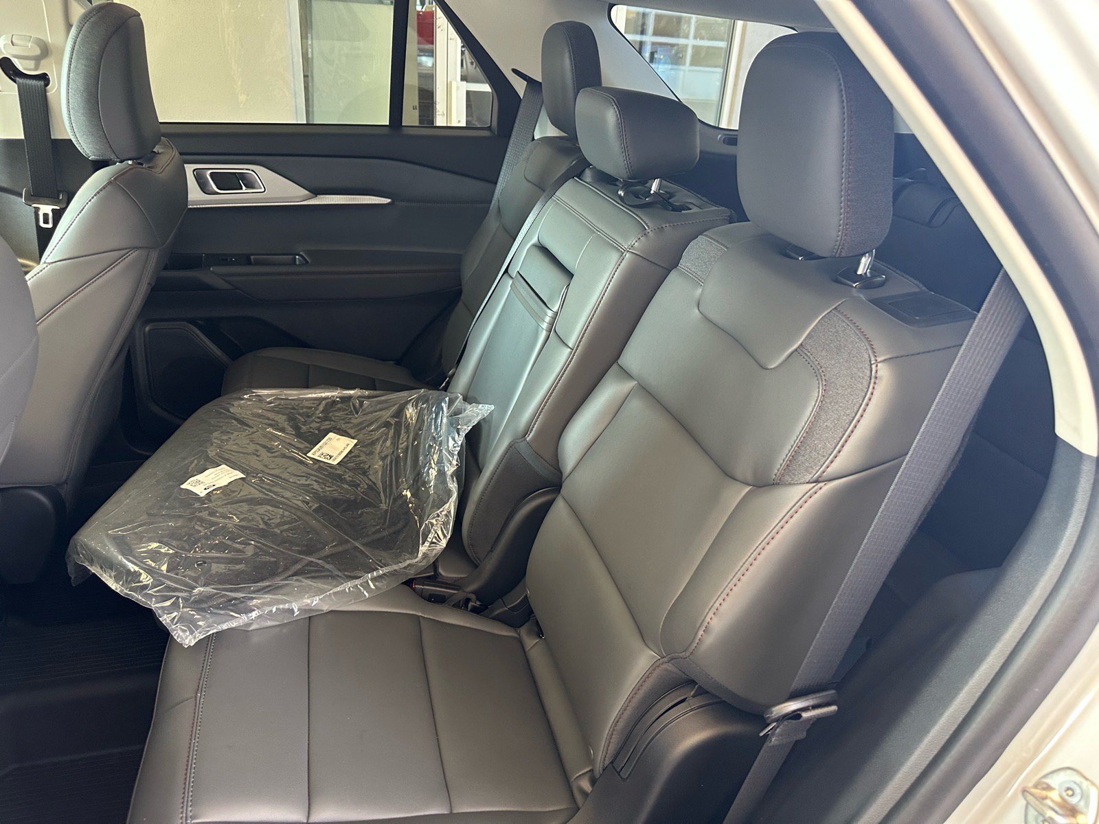 Certified 2026 Ford Explorer Active w/ Active Comfort Package RWD image 22