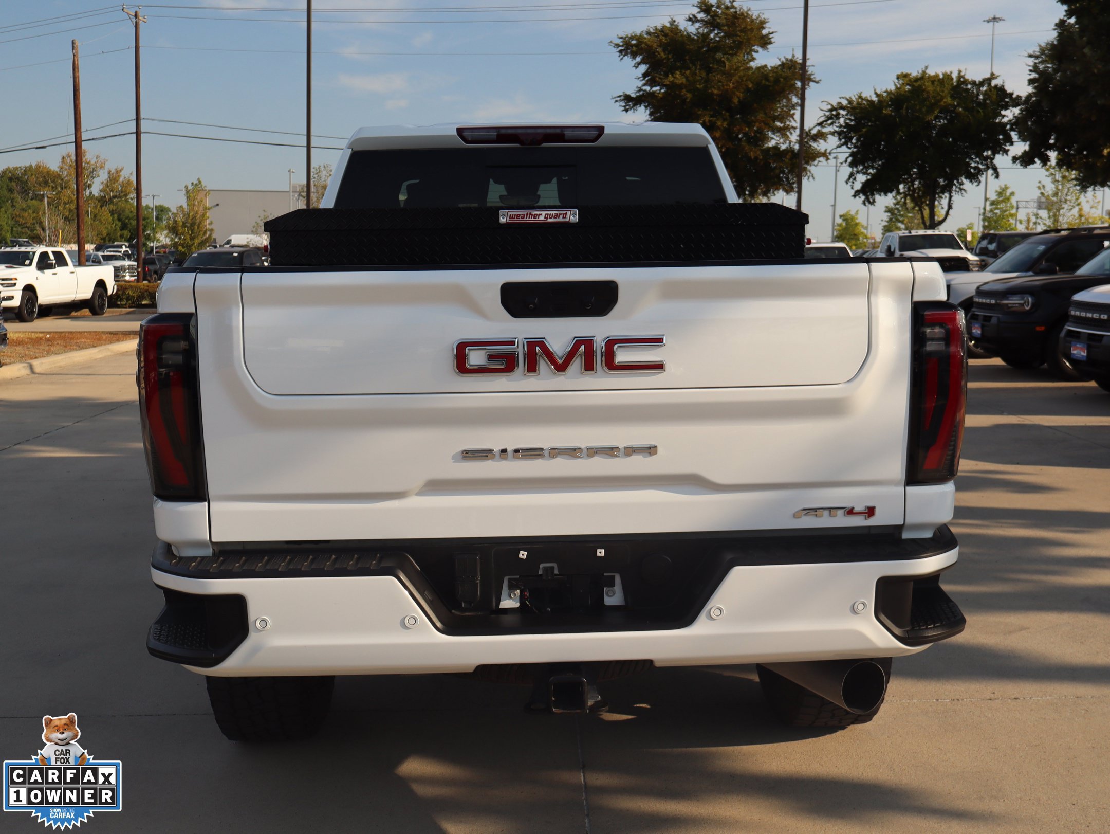 Used 2024 GMC Sierra 2500 AT4 w/ AT4 Premium Plus Package AWD/4WD image 4