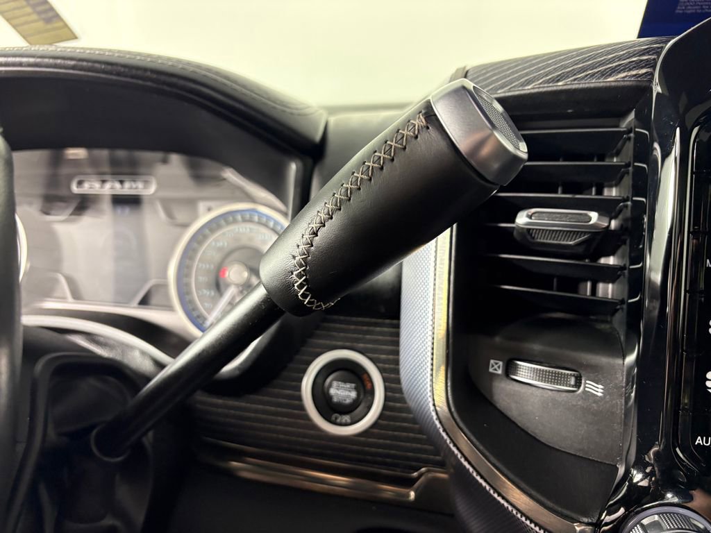 Used 2019 RAM 2500 Limited AWD/4WD image 21