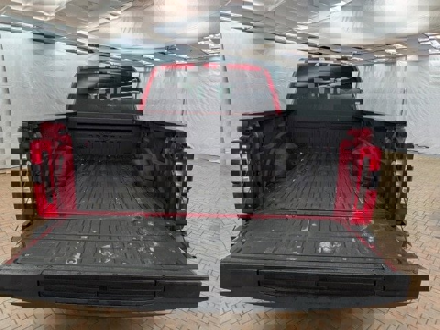 Certified 2023 Ford F250 Lariat w/ Black Appearance Package image 7