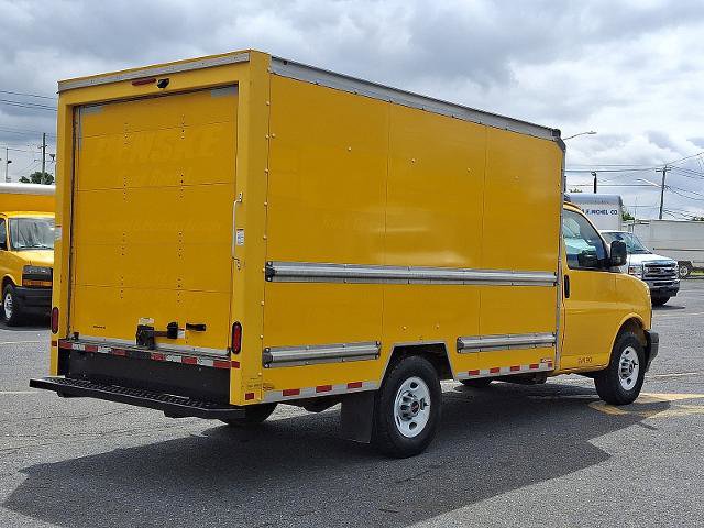 Used 2021 GMC Savana 3500 w/ Power Convenience Package RWD image 4
