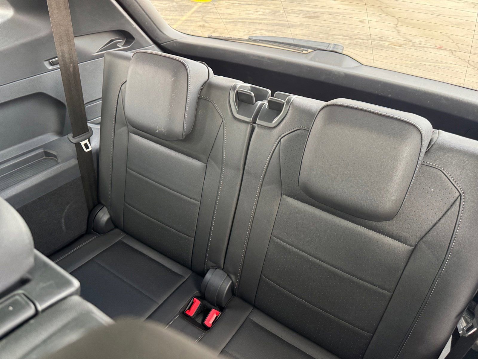 Used 2020 Volkswagen Tiguan SE R-Line image 18