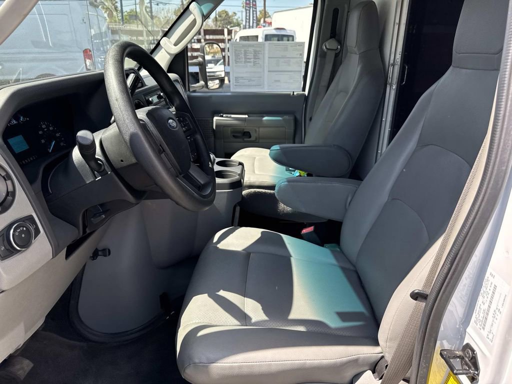 Certified 2021 Ford E-450 and Econoline 450 Super Duty w/ Power Windows & Locks Group image 14