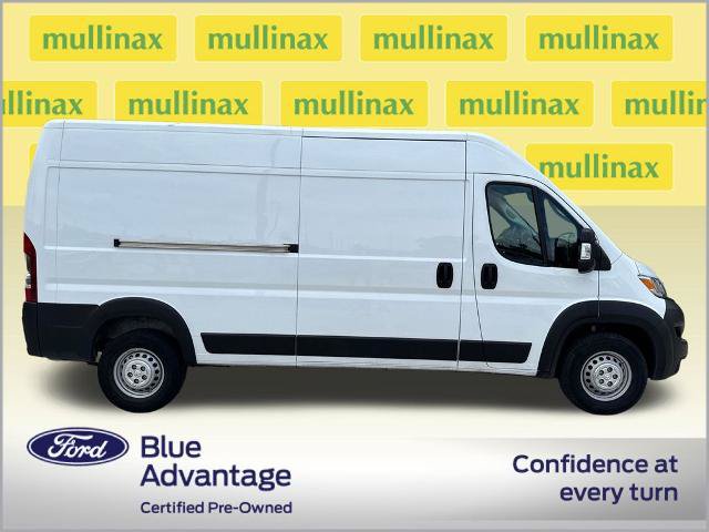 Used 2024 RAM ProMaster 2500 w/ Convenience Group FWD image 2
