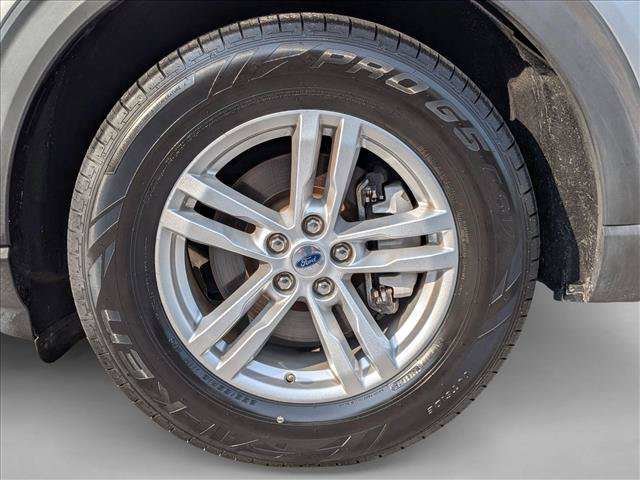 Certified 2020 Ford Explorer XLT RWD image 21
