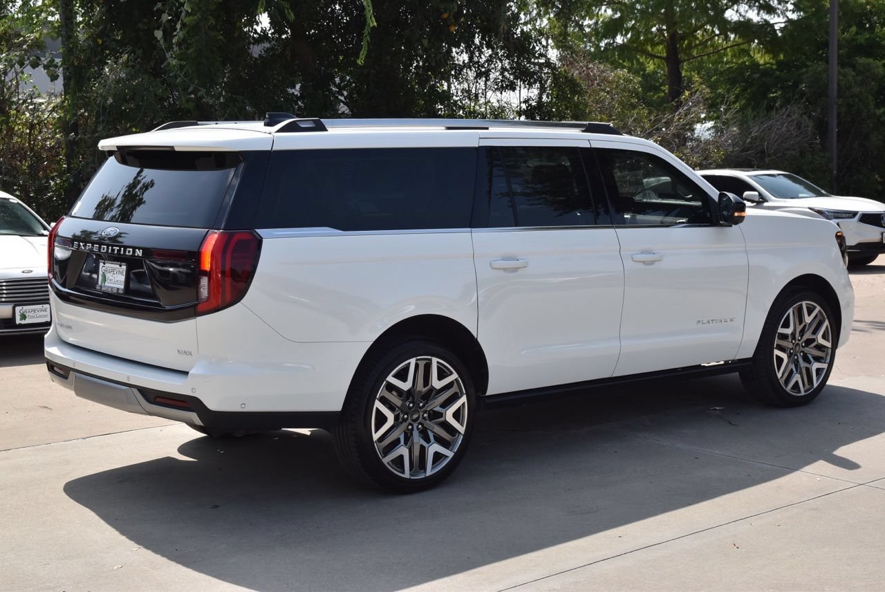 Certified 2025 Ford Expedition Max Platinum w/ Platinum Ultimate Package AWD/4WD image 7