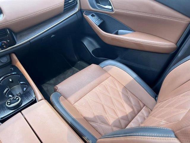 Used 2024 Nissan Rogue Platinum w/ Platinum Premium Package image 20