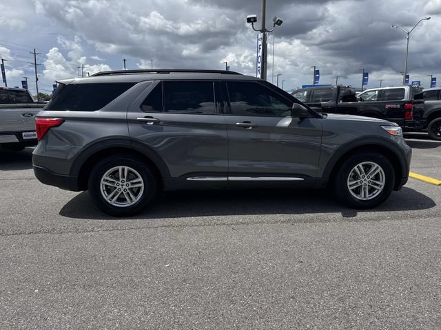 Certified 2021 Ford Explorer XLT RWD image 4