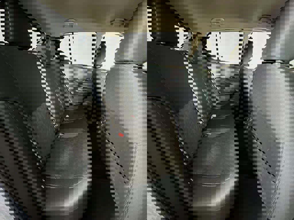 Used 2023 Nissan Kicks SV image 29