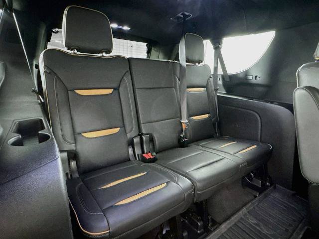 Used 2024 GMC Yukon XL AT4 w/ Technology Package AWD/4WD image 30