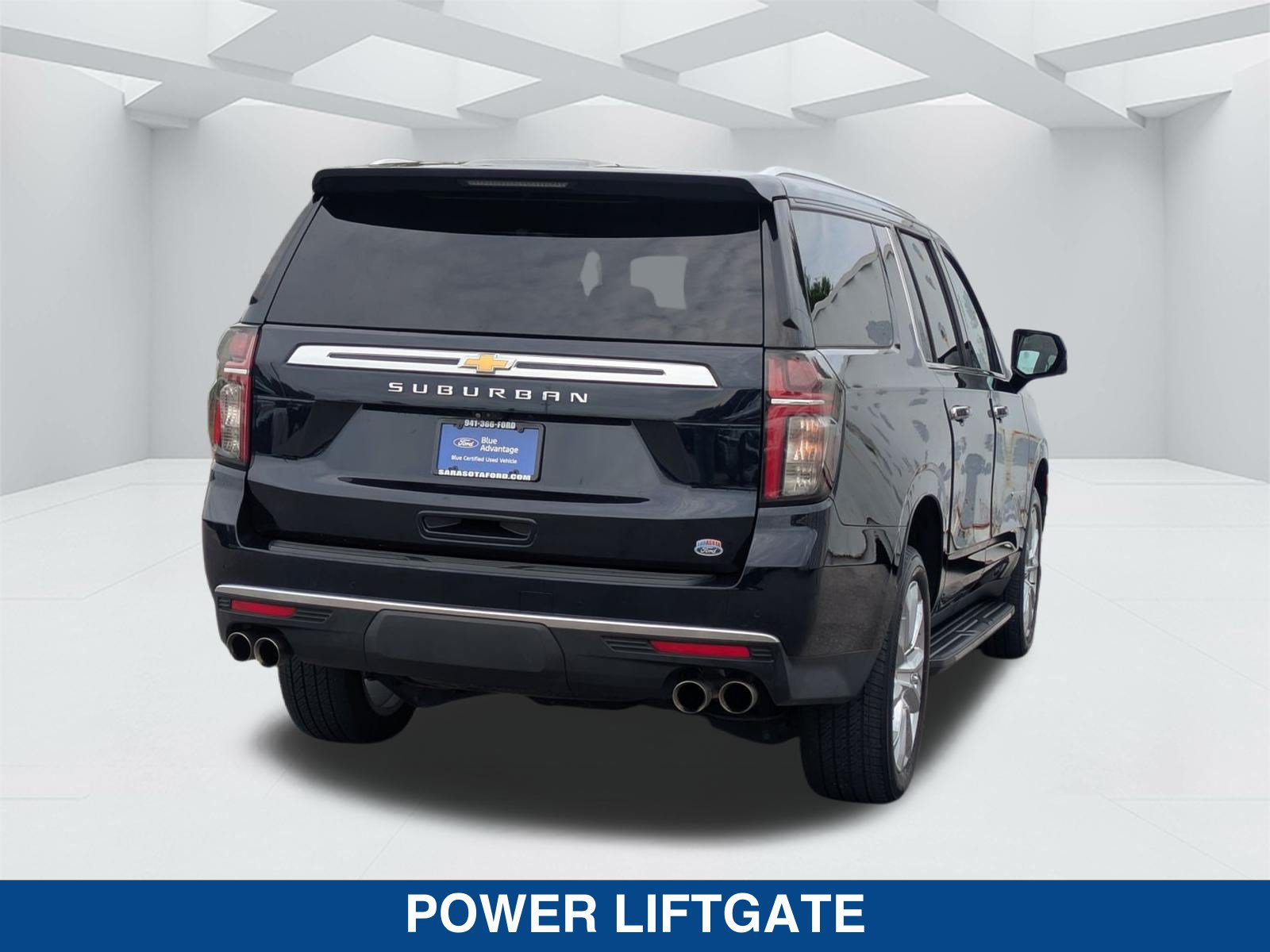 Used 2021 Chevrolet Suburban High Country AWD/4WD image 5