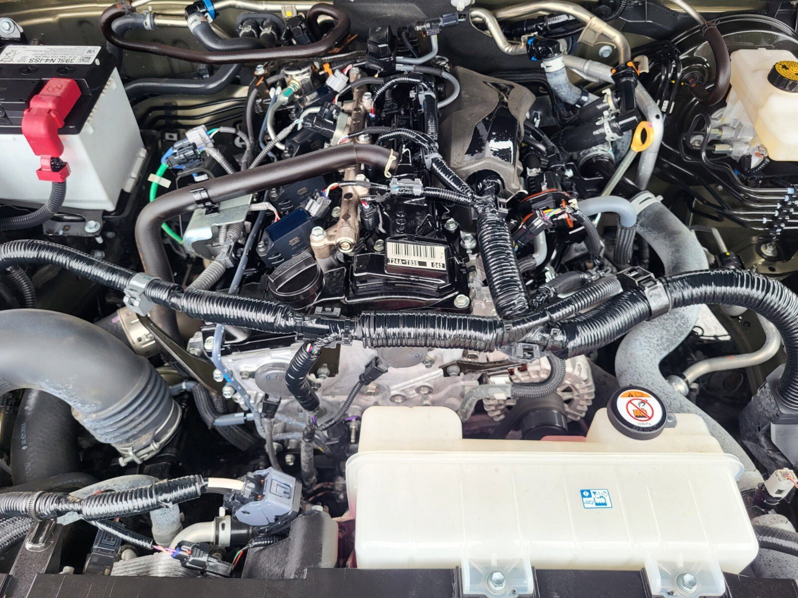 Used 2024 Toyota Tacoma Limited w/ Limited Package (LT) image 33