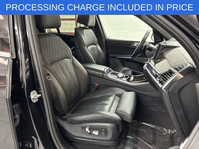 Used 2025 BMW X5 xDrive50e AWD/4WD image 16