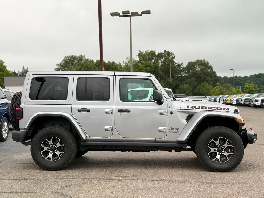 Used 2018 Jeep Wrangler Unlimited Rubicon w/ Uconnect 4C Nav & Sound Group AWD/4WD image 32