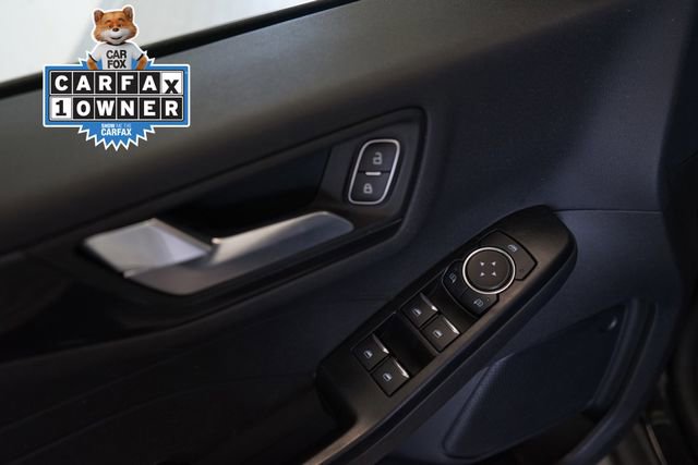 Certified 2025 Ford Escape ST-Line AWD/4WD image 20