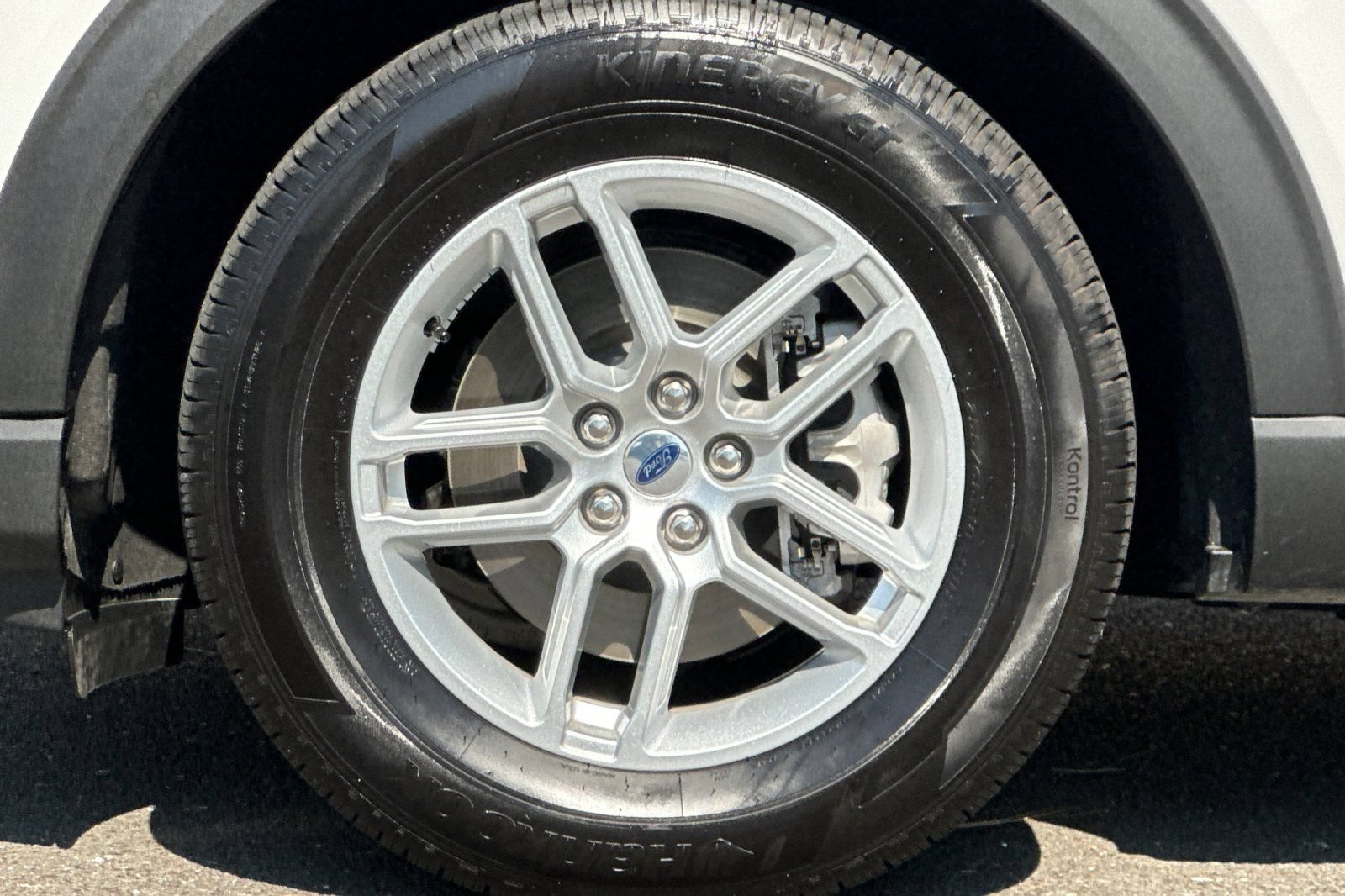 Certified 2025 Ford Explorer Active RWD image 47