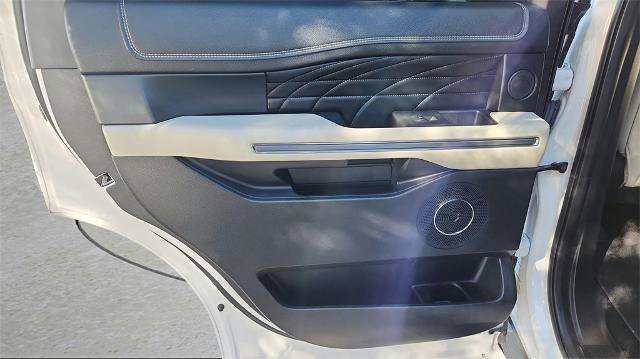 Certified 2021 Ford Expedition Platinum image 22