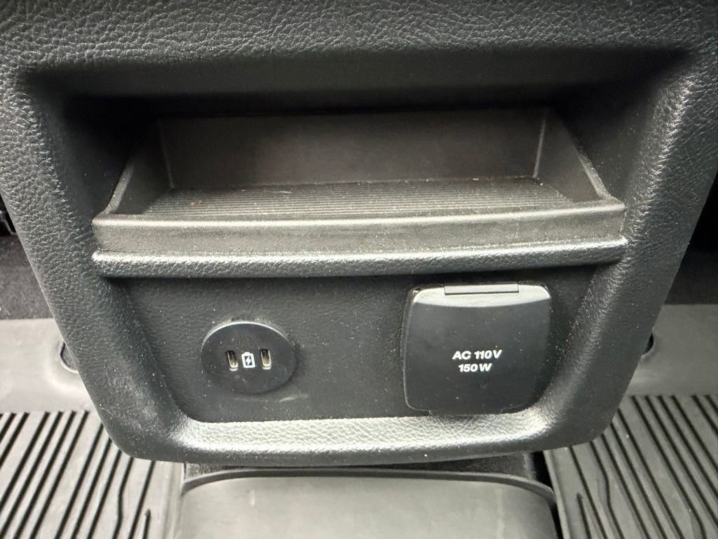 Certified 2022 Ford Edge Titanium AWD/4WD image 22