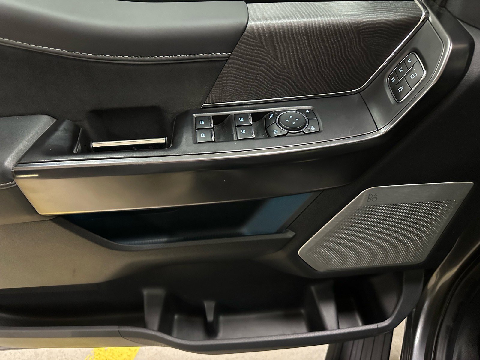 Certified 2023 Ford F150 Platinum w/ Equipment Group 701A High image 22